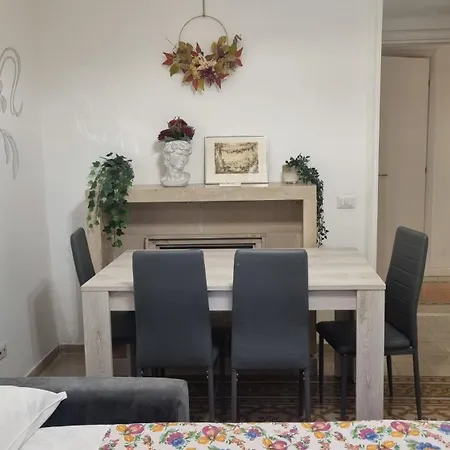 Ad Un Passo Dal Vaticano *