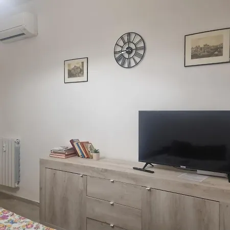 Ad Un Passo Dal Vaticano *