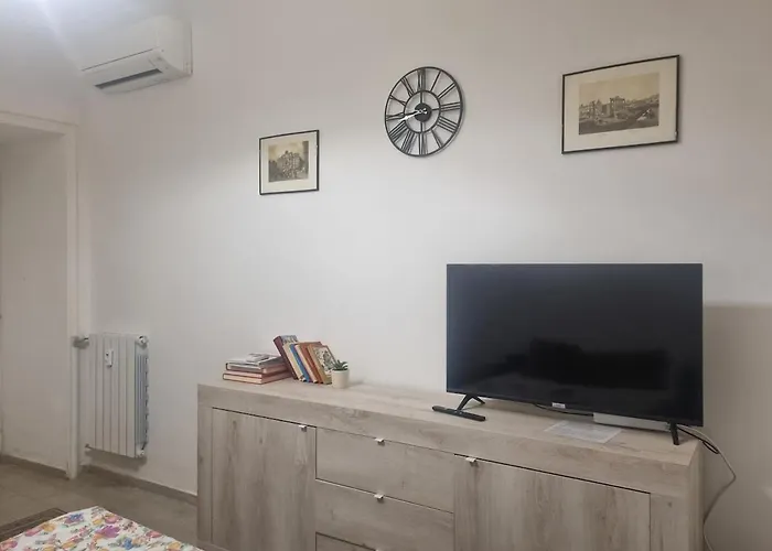 Ad Un Passo Dal Vaticano *